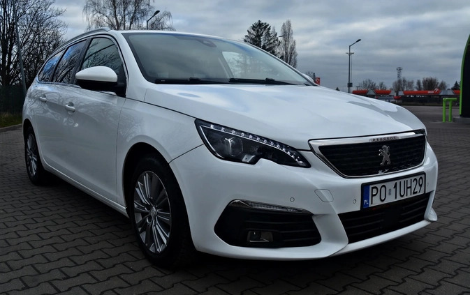 Peugeot 308 cena 73900 przebieg: 82000, rok produkcji 2021 z Jelcz-Laskowice małe 232